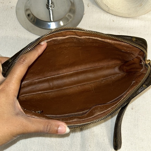 LOUIS VUITTON Marly Dragonne Clutch Hand Bag Monogram Leather - Picture 9 of 14